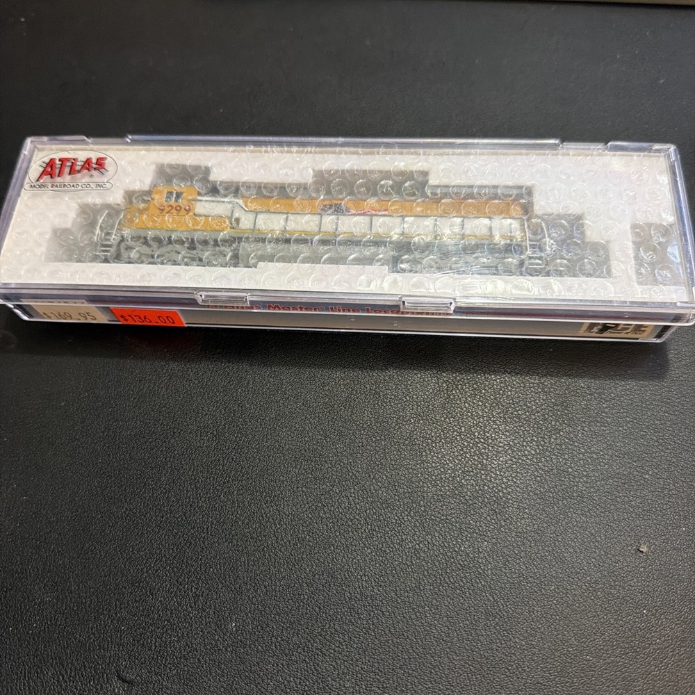 Atlas Union Pacific SD70ACe Diesel Locomotive #9299 N Scale!